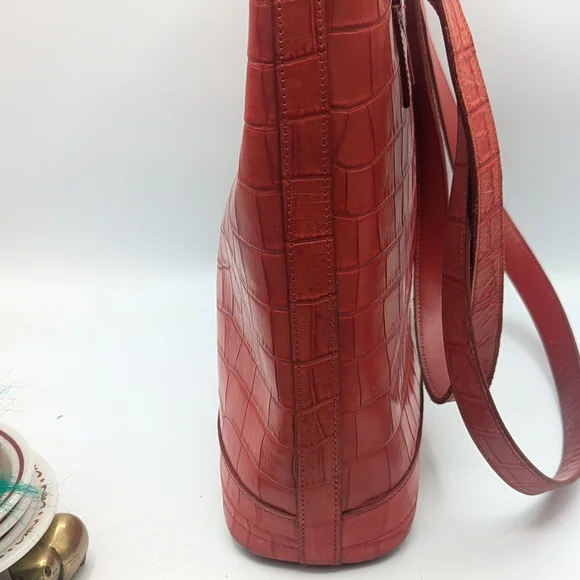 DOONEY & BOURKE Red Leather Vintage Embossed Croc Tote Shoulder Bag USA - Picture 6 of 15